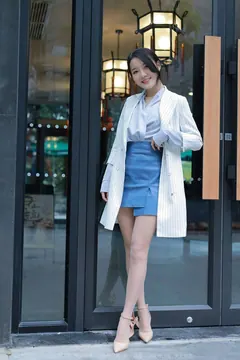 [IESS异思趣向] 2022.04.16 丝享家1061：婉萍《蓝衣女神》[84P/137MB] - 1
