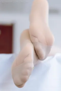 勿恋传媒 NO.1132 米米-学苑派[140P/1V/3.99GB] - 1
