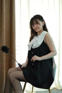[IESS异思趣向] 耽丝 220624秋秋 白色高跟鞋 [89P/MB] - 1