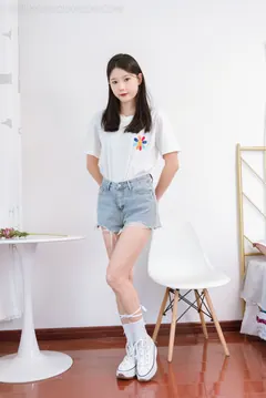 勿恋传媒 NO.1136 小竹-绑住青春[154P/1V/4.42GB] - 1