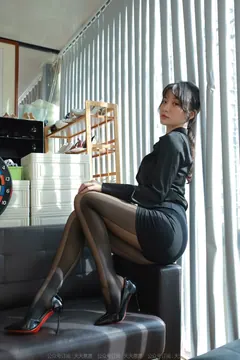 [IESS异思趣向] 耽丝 220713秋秋 优雅午后 [97P/104MB] - 3