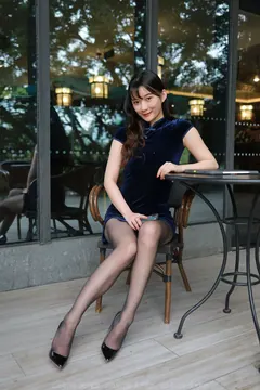 [IESS异思趣向] 2022.05.04 丝享家1078：秋秋《高叉旗袍嘿丝》[87P/131MB] - 3