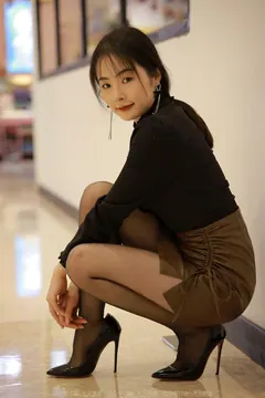 [IESS异思趣向] 2022.05.12 丝享家1086：小金《嘿丝逛街》[83P/104MB] - 4