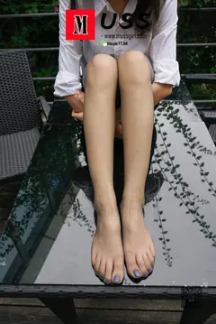 [MussGirl慕丝女郎]NO.088 熟女才配穿黑丝[105P/169MB] - 1