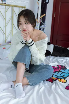 勿恋传媒 NO.1260 小敏-空气中的青草香[150P/1V/3.93GB] - 1