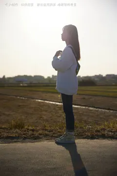 [见新摄影]NO.027 追赶落日余晖的逆光少女[133P/1V/949MB] - 4