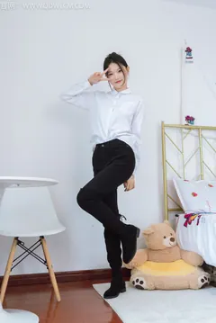 勿恋传媒 NO.1291 小竹-中秋共团圆[150P/1V/3.93GB] - 3