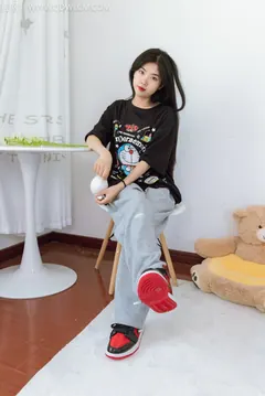勿恋传媒 NO.1292 米米-陪你看日出[140P/1V/3.65GB] - 1