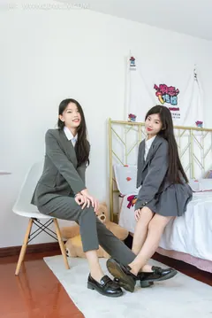 勿恋传媒 NO.1300 小竹&米米-姐妹日记[208P/1V/5.67GB] - 3
