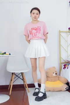 勿恋传媒 NO.1302 小蓝-思念的花[150P/1V/3.23GB] - 2