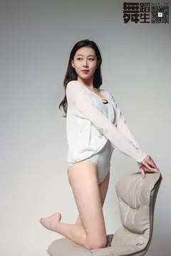 [GALLI嘉丽]舞蹈生日记 127 2022.04.05 羽[43P/292MB] - 2