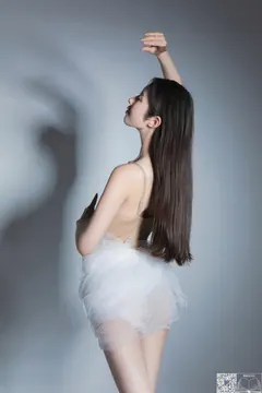 [GALLI嘉丽]舞蹈生日记 2021.01.01 黛西[32P/255MB]