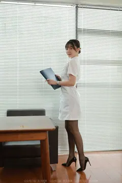 [IESS异思趣向] 耽丝 221013秋秋 [90P/92MB] - 1