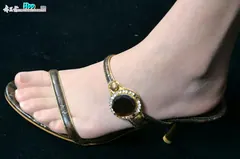 [赤足者]VOL.009 高清图集[26P/228MB] - 2
