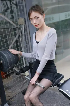 [IESS异思趣向] 2022.06.28 丝享家1131：小六《嘿丝女教》[84P/143MB] - 4