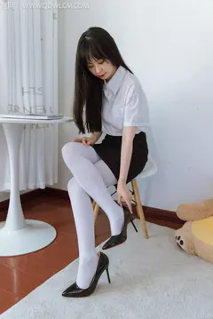 勿恋传媒 NO.1392 兮兮-绚烂野蔷薇[150P/1V/3.95GB] - 2