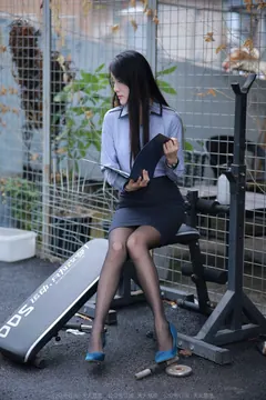 [IESS异思趣向] 耽丝 2022.11.27 婉萍 [84P/102MB] - 3