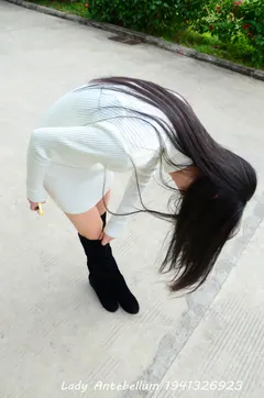 [战前女神] 美腿镁足精品摄影套图 075 [109P/218MB] - 1