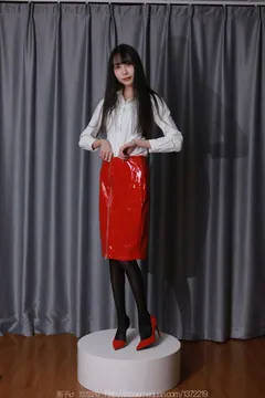 [IESS异思趣向] 耽丝 2022.12.26 团团 [89P/100M] - 3