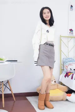 勿恋传媒 NO.1449 菜菜-暖冬的依恋[161P/1V/3.56GB] - 1