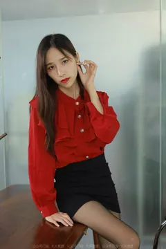 [IESS异思趣向] 2022.08.09 丝享家1172：美子《红色可口可乐》[88P/129MB] - 1