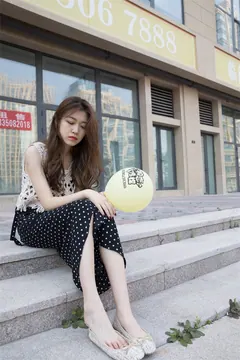 勿恋传媒 No.215 佳琪-气球里的浪漫 [185P/1V/6.33G] - 2