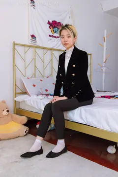 勿恋传媒 NO.1485 姜姜-青山与诗[150P/1V/3.75GB] - 1