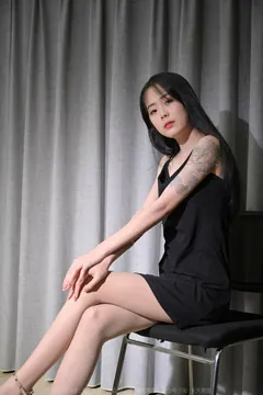 [IESS异思趣向] 2022.09.09 丝享家1202：二八《想你的夜》[82P/140MB] - 2