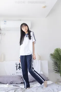 [BoBoSocks袜啵啵]NO.207 稚予-aj板鞋、白棉袜、油亮白丝、校服裤里丝[140P/1V/5.25GB] - 4