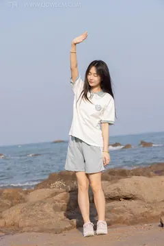 勿恋传媒 NO.1567 美兔-海边的风[150P/1V/4.24GB] - 2