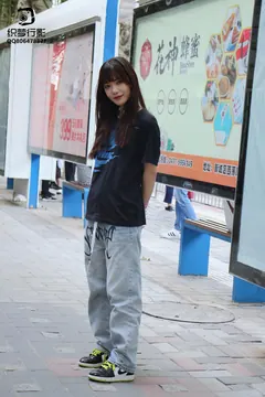 [织梦映像] NO.002-城市公交-开往幸福的列车 [100P/1V/2.76GB] - 2
