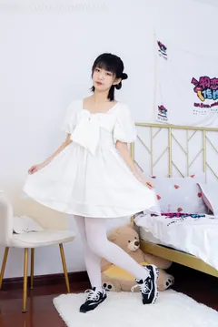勿恋传媒 NO.1581 暗月-纯白茉莉[150P/1V/3.20GB] - 2