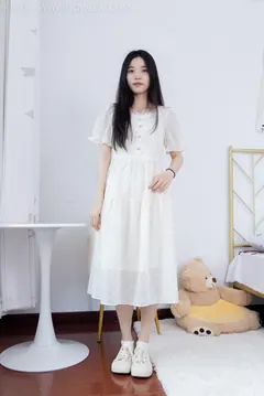 勿恋传媒 NO.1600 茯苓-雨后傍晚[150P/1V/3.51GB] - 2