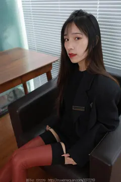[IESS异思趣向] 2023.01.05 丝享家1320：美子《半筒红与黑》[90P/87MB] - 3