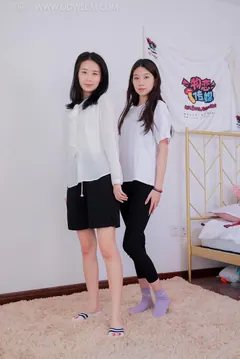 勿恋传媒 NO.1657 菜菜&纤纤-闪烁的星星[171P/1V/3.37GB] - 4