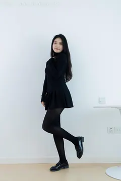 勿恋传媒 NO.1667 香香-更好的自己[159P/1V/3.51GB] - 2