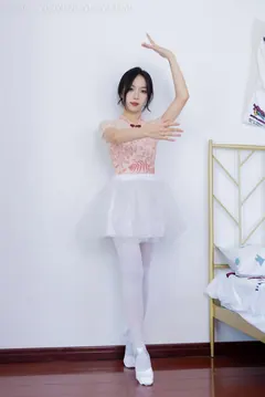 勿恋传媒 NO.1669 纱纱-美丽的遗憾[215P/1V/4.53GB] - 2