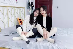 勿恋传媒 NO.1687 纱纱&颜颜-玻璃上的雨滴[150P/1V/5.51GB] - 3