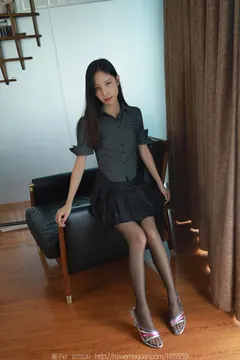 [IESS异思趣向] 2023.07.05 丝享家1472：美子《灵活脚丫子》[88P/83MB] - 3