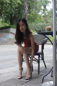 [IESS异思趣向] 2023.07.27 丝享家1492：美子《街头丽人》[86P/102MB] - 3