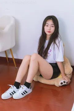 勿恋传媒 NO.1716 美兔-纯白山茶花[148P/1V/4.48GB] - 3