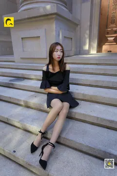 [青丘女神] 2018.10.10 119 扫街扫到个长腿… [99P/205M] - 2