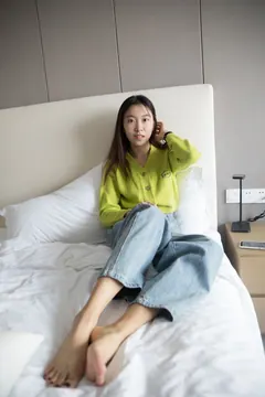 勿恋传媒 No.257 elise-好天气滤镜 [189P/1V/4.34G] - 2