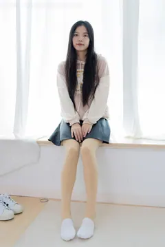 勿恋传媒 NO.1748 茯苓-肆意奔跑[150P/1V/3.64GB] - 3
