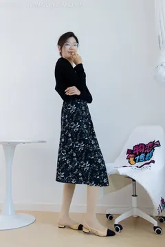 勿恋传媒 NO.1766 青黛-简单爱[150P/1V/3.55GB] - 2