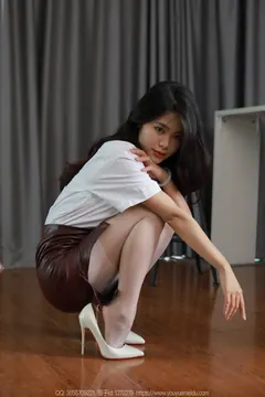 [IESS异思趣向] 2023.12.19 丝享家1615：兔兔《更衣室（下）》[81P/60MB] - 6