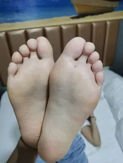 鱼鱼足影@001-第01期：杨杨 [134P/352MB] - 4