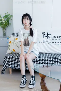 [BoBoSocks袜啵啵]NO.331 甜甜圈-板鞋、白棉袜、裸足[144P/1V/5.74GB] - 2