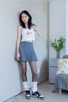 [BoBoSocks袜啵啵]NO.333 雪糕-板鞋、白棉袜、黑丝、堆堆袜套[140P/1V/5.93GB] - 2