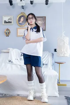 [BoBoSocks袜啵啵]NO.335 甜甜圈-校服、运动鞋、薄黑丝、袜套[154P/1V/7.48GB] - 2